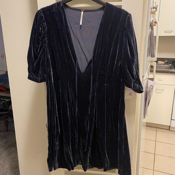 Free People Dresses & Skirts - NWT Free People Velvet Babydoll Dress